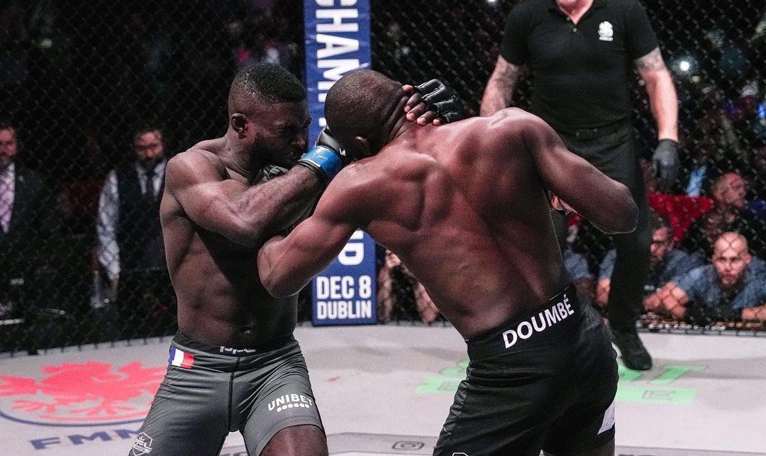 Kickboxing champion wins his MMA's debut fight by 9-second knockout. Video