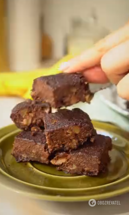 Chocolate banana dessert without flour and sugar: very easy to prepare