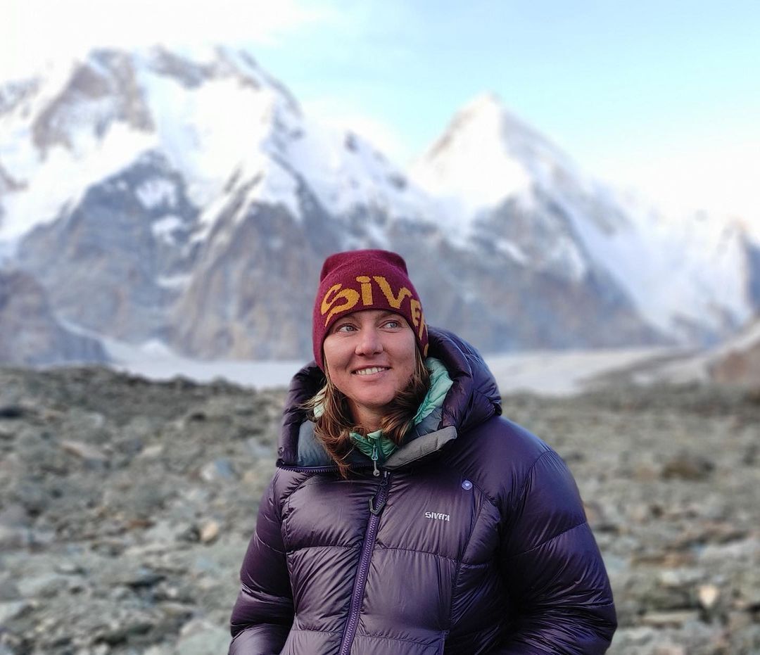 Russian champion crushed to death when climbing Nepal mountain | OBOZ.UA