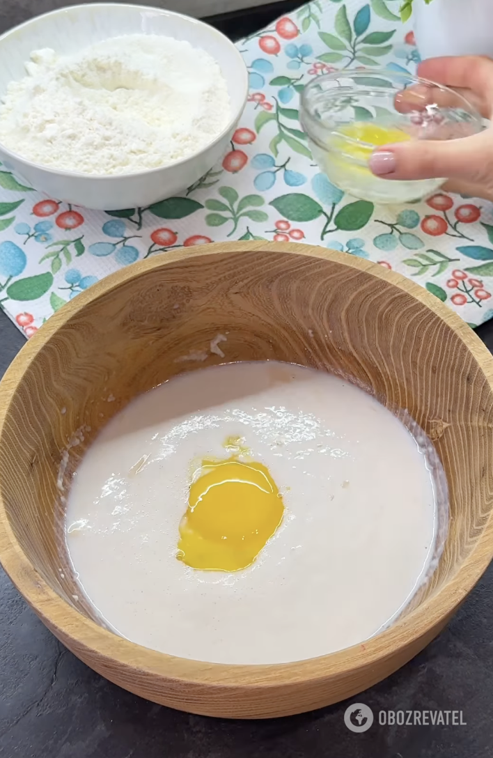 Pre-ferment with egg yolk