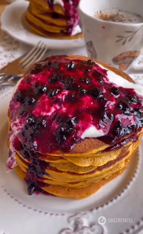 What seasonal ingredient to add to pancakes: they are very tender and fluffy