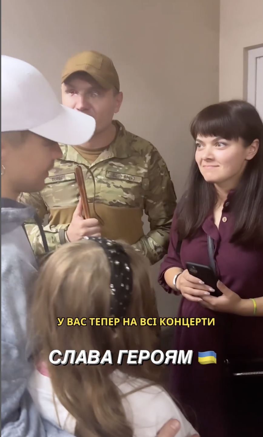 Pyvovarov's conversation with an Armed Forces soldier who lost his eyes in the war brought the network to tears. Video