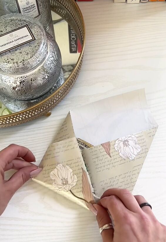 Jak zrobić piękną kopertę na prezent z papieru: szybki lifehack