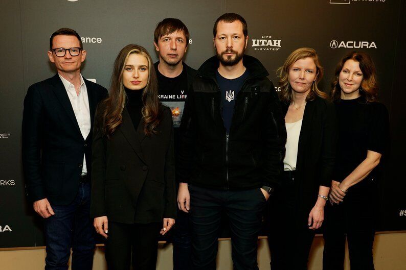Pokaz filmu ''20 dni w Mariupolu'' został odwołany w Serbii: w filmie znaleziono ''antyrosyjską propagandę''. Szczegóły skandalu