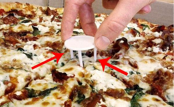 You've been cutting pizza wrong all your life! How to do it perfectly: life hack