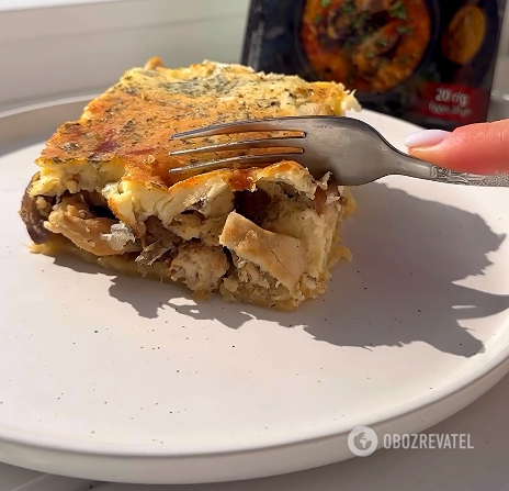A hearty chicken and mushroom pie: the perfect meal for lunch
