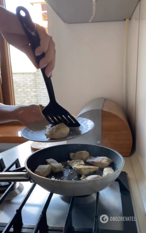 How to cook hake in a frying pan: a perfect dish for dinner