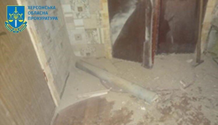 Occupants shelled residential neighborhoods of Kherson at night en masse: 11 people wounded, a child among them. Photo and video