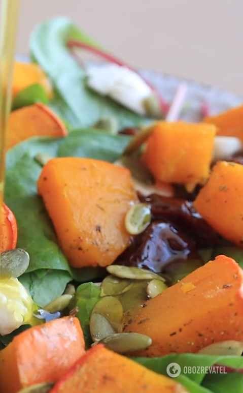 Delicious seasonal pumpkin salad: perfect for the festive table