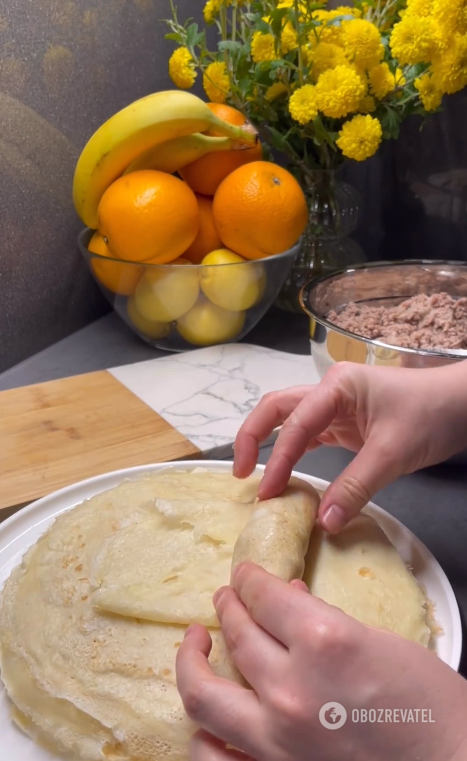 How to make minced meat for pancakes so that the dish is hearty