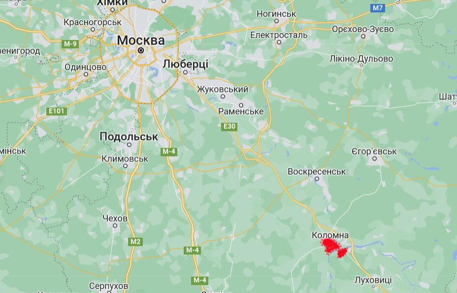 Eksplozje w regionie moskiewskim: niezidentyfikowane drony zaatakowały zakład produkcyjny ''Kindżał''. Zdjęcia i wideo