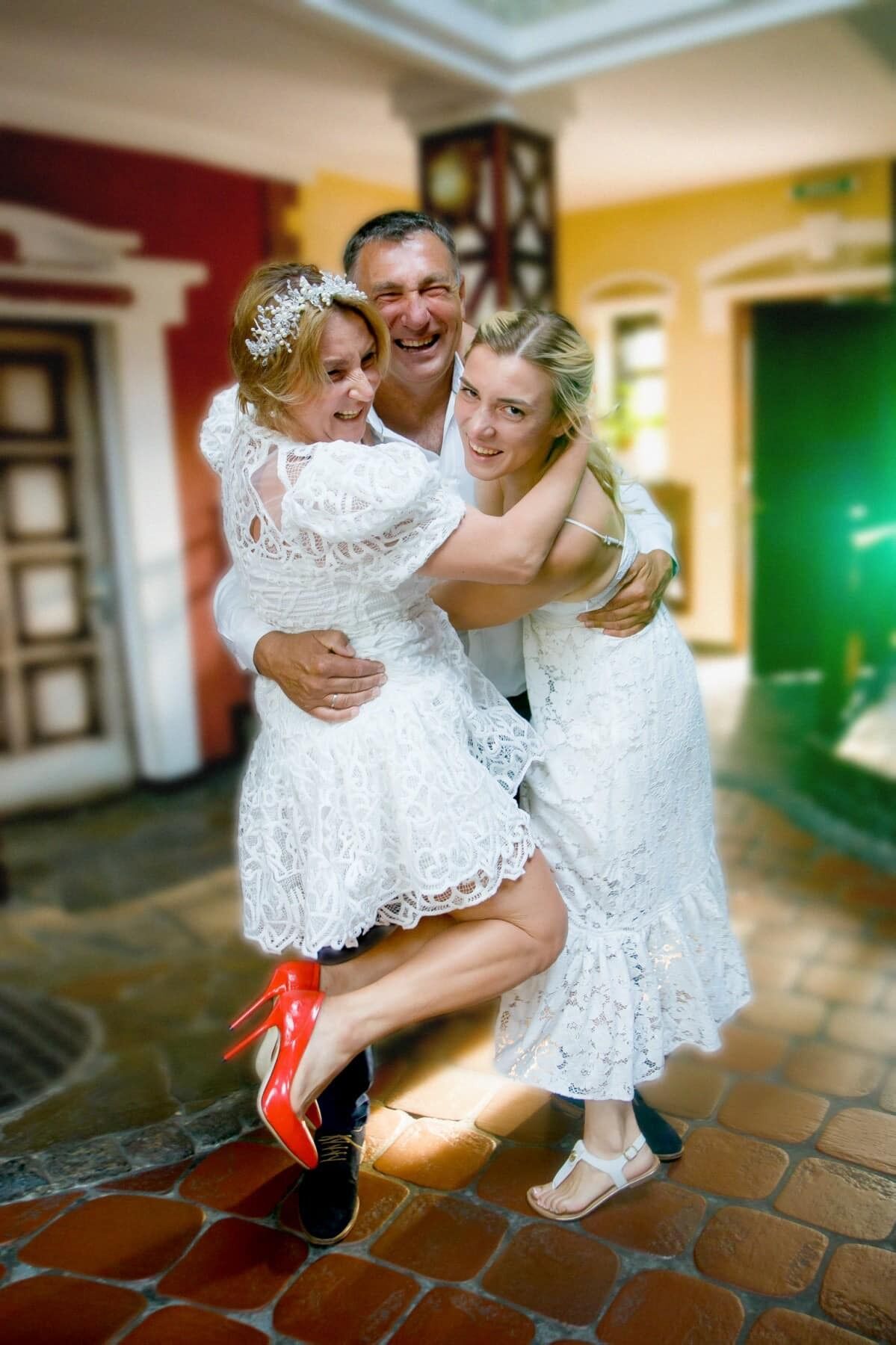 ''Mama'' Serdiuczki Inna Belokon pokazała nowe zdjęcie ze ślubu swojej prawdziwej córki: co wiadomo o nowożeńcach