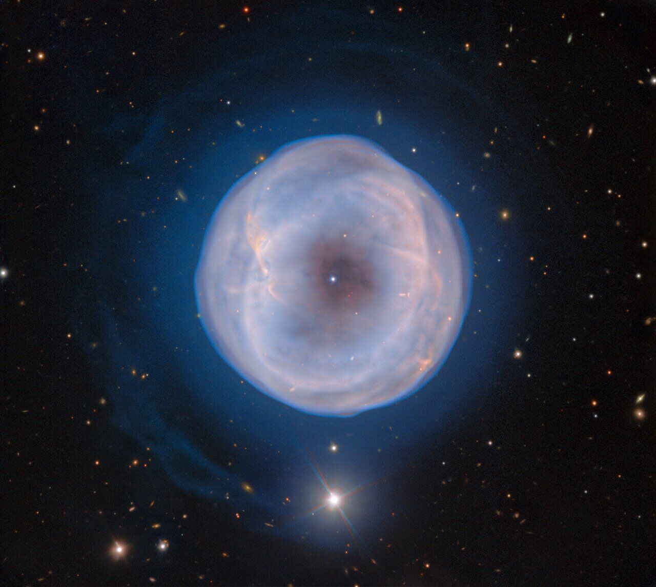 Planetary nebula IC 5148