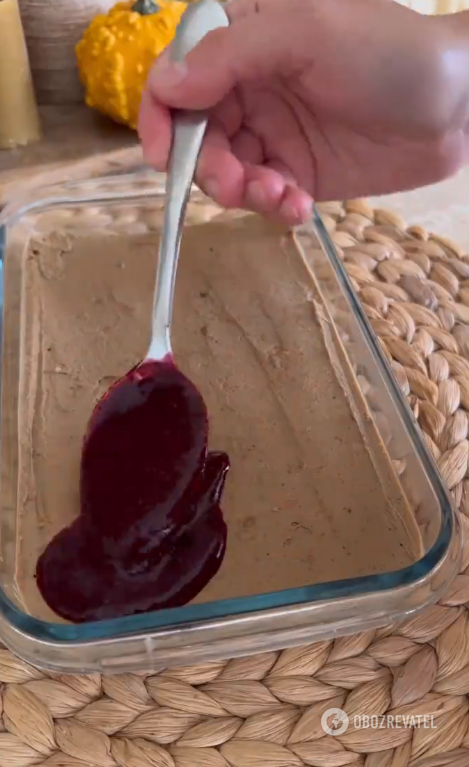 Original liver pate with jelly: the taste will pleasantly surprise you