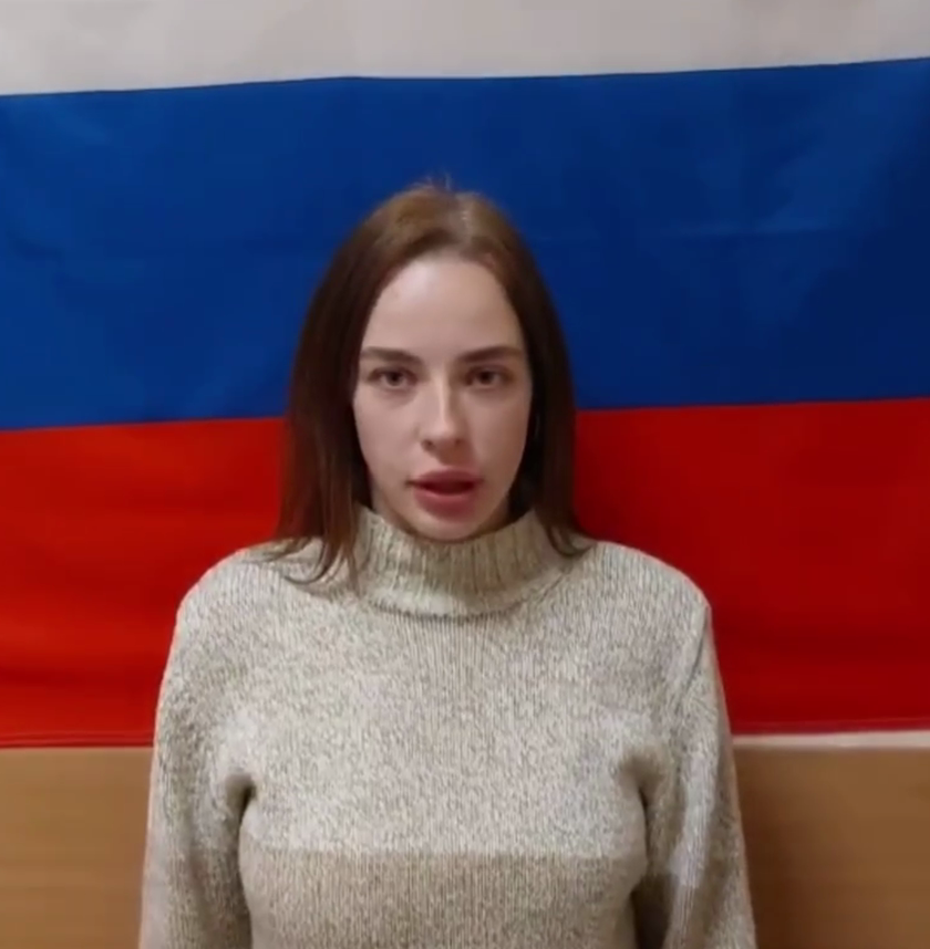 Occupants in Crimea forced a girl to apologize for blue and yellow photos