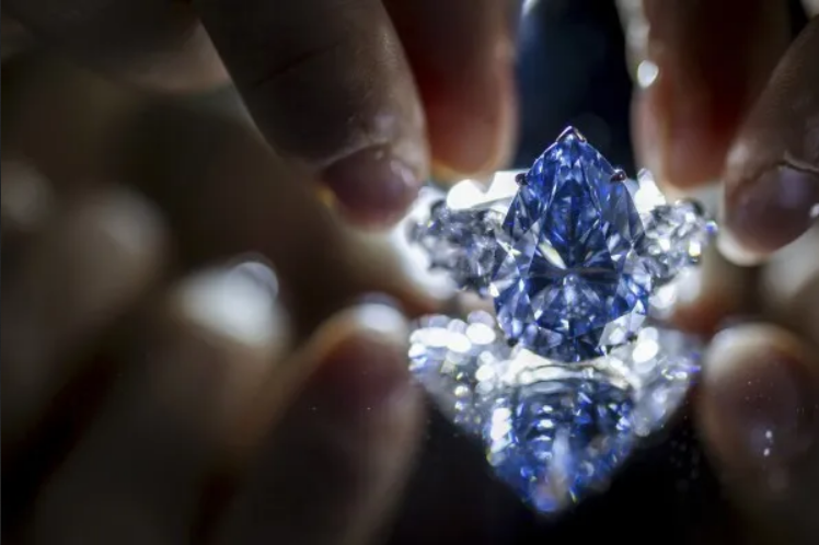 The diamond weighs 17.61 carats