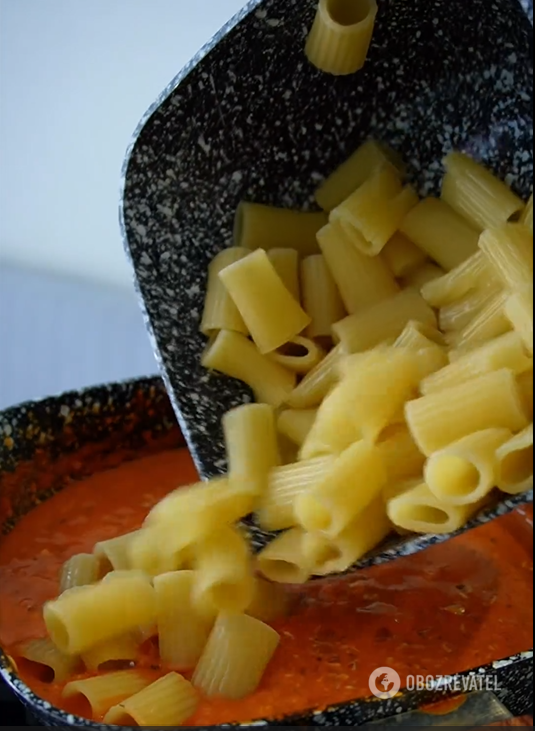 How to make delicious pasta in sauce for lunch