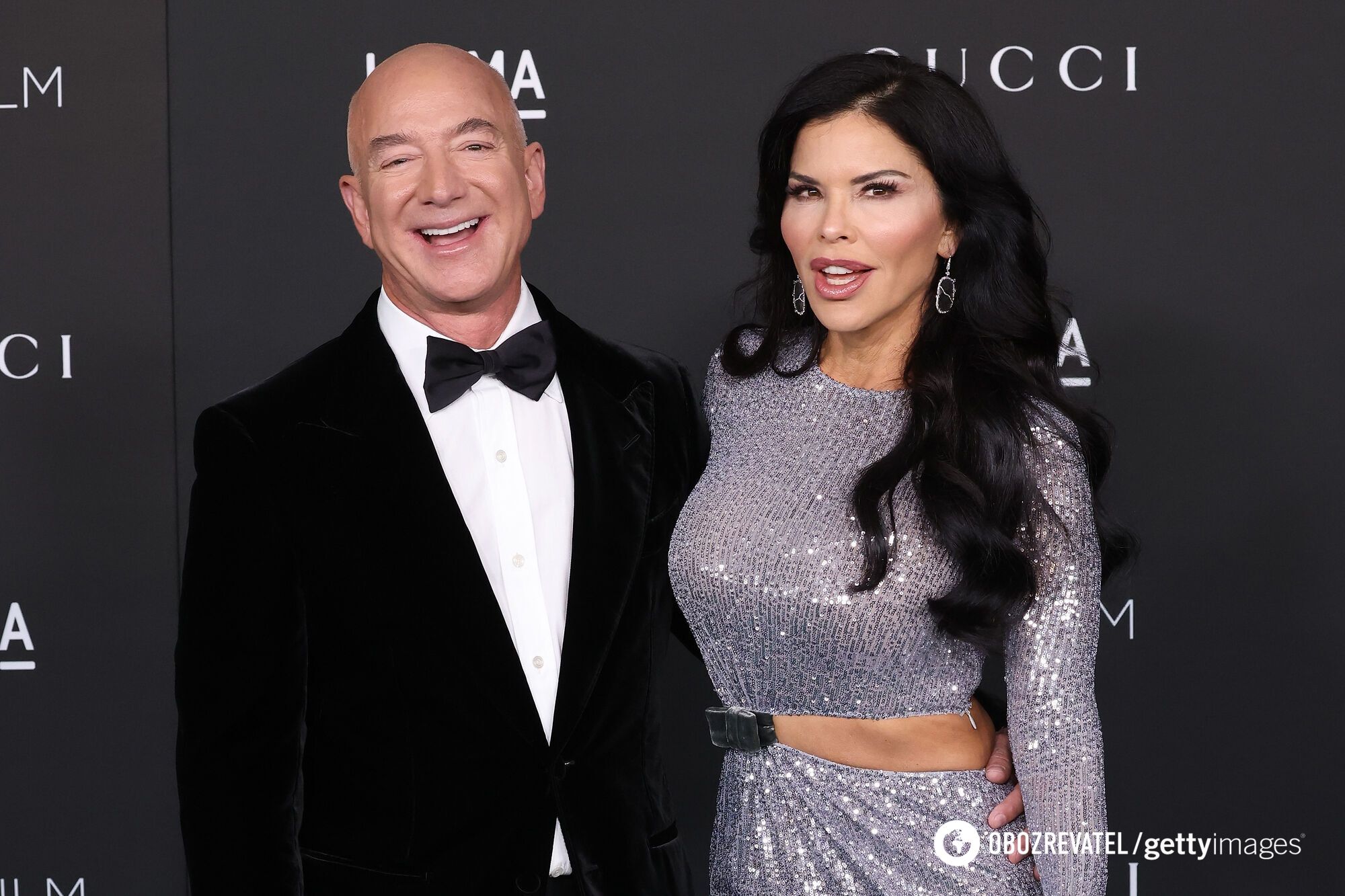 Disgraced on all fronts: one of the richest men in the world, Jeff Bezos, and his fiancée were harshly criticized for their Vogue photo