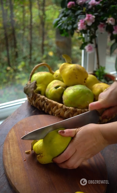 How to make homemade quince tincture: you need only 4 ingredients