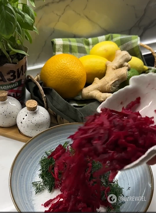 Unusual recipe for salted redfish: you will need beets