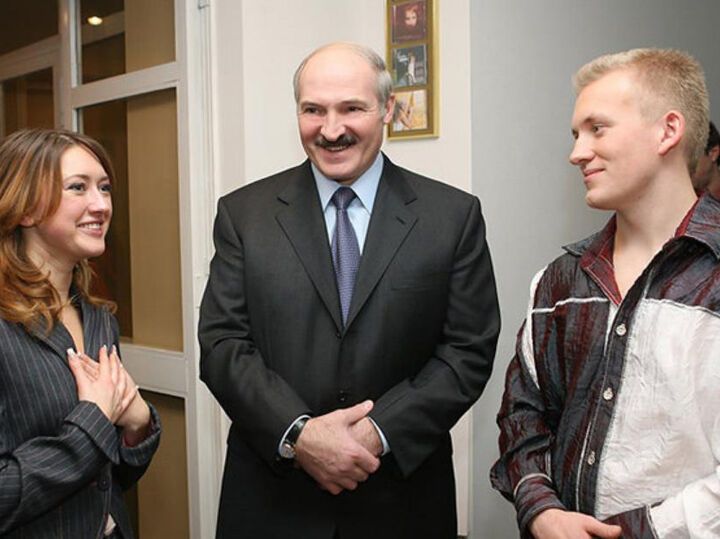 ''Harem'' kochanek i ''niewygodny'' syn: co ukrywa białoruski dyktator Łukaszenka i dlaczego próbował pozbyć się swojego dziecka
