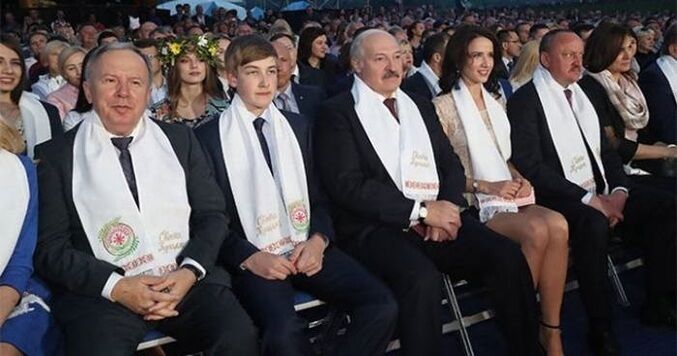 ''Harem'' of mistresses and ''inconvenient'' son: what the Belarusian dictator Lukashenko hides and why he tried to get rid of his child