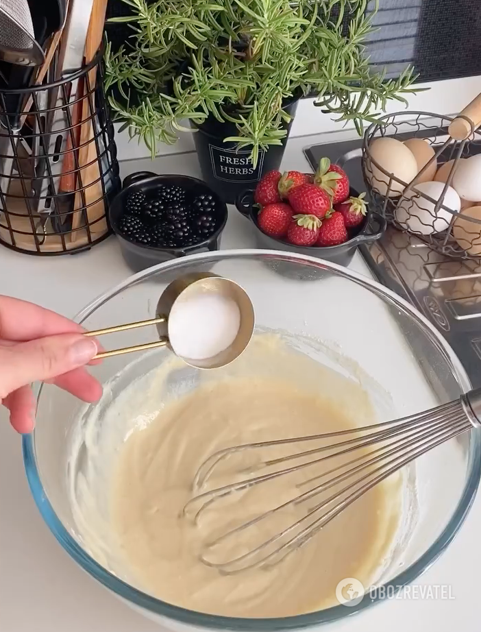 Baking soda for the dish