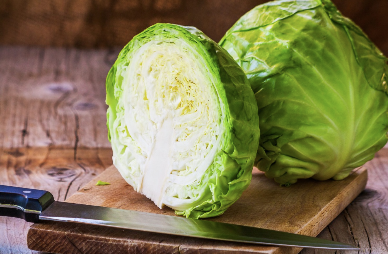 How to deliciously ferment late cabbage: the most successful recipe
