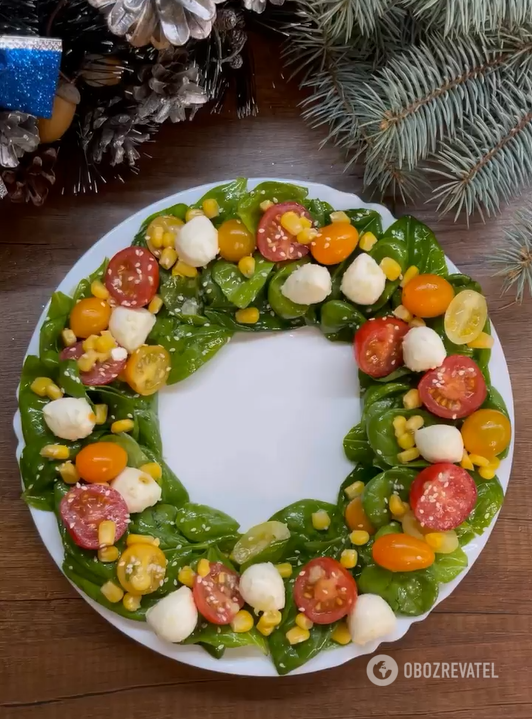 Light Wreath salad for the New Year: how to prepare this spectacular appetizer