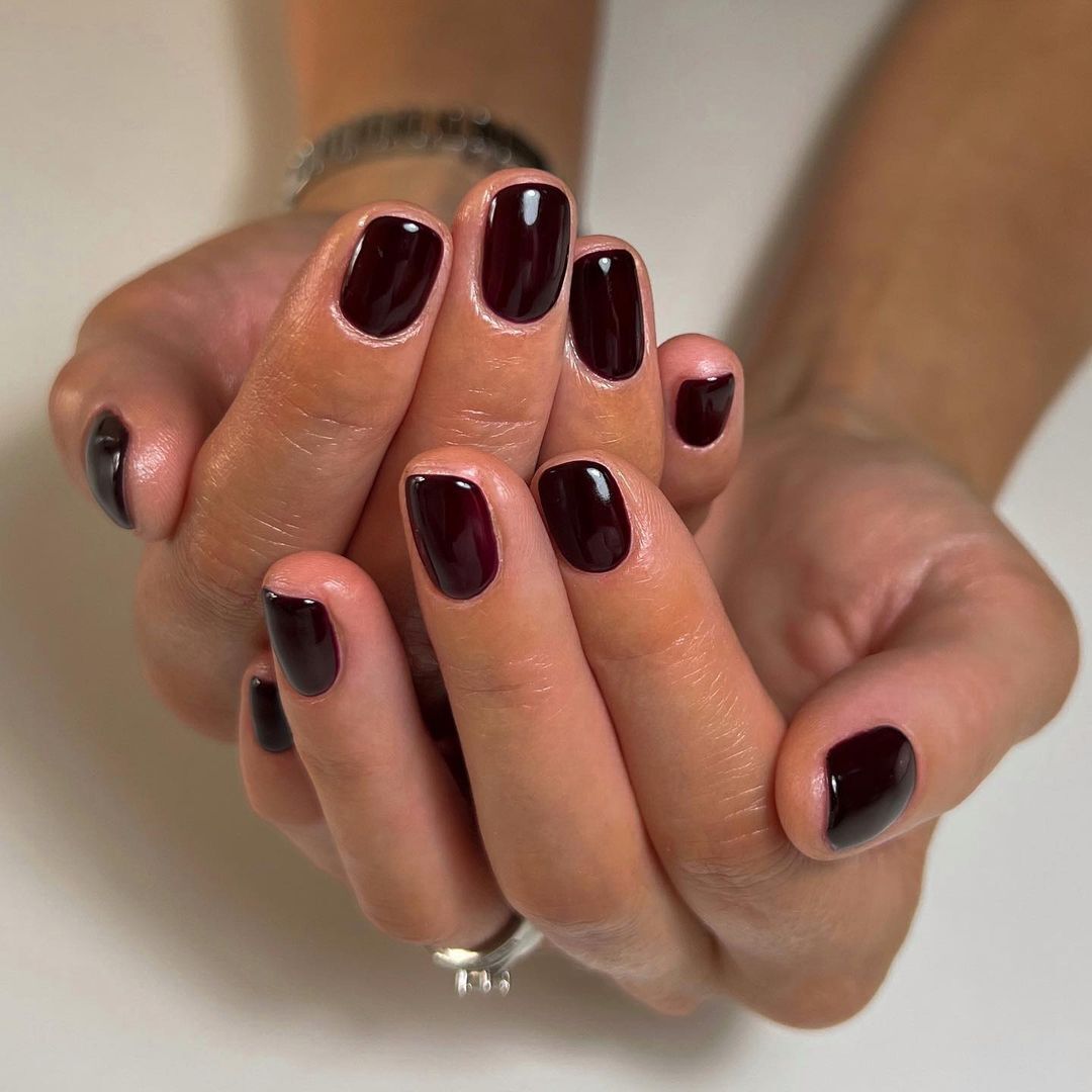 This color rules winter: the most fashionable manicure of the cold season 2023/2024 is named