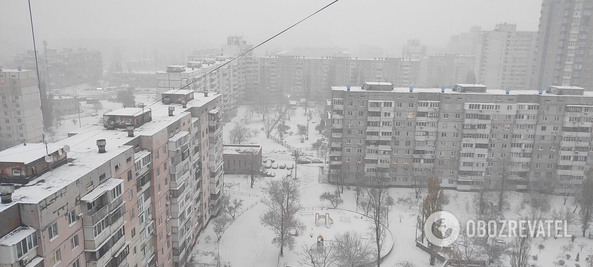 Real winter comes to Kyiv: roads covered with snow, drivers warned of ice. Photo and video