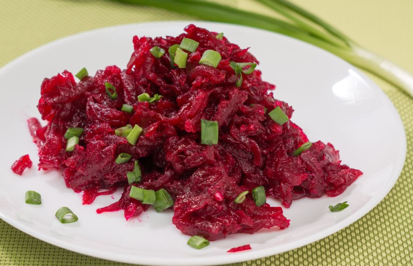 Healthy beetroot salad