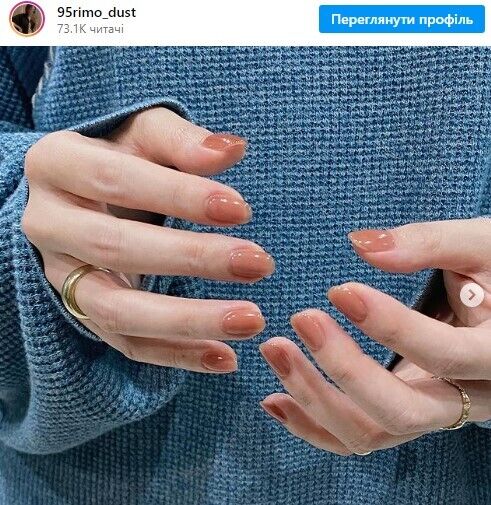 ''Rich Girl'' manicure: four best ideas for those who want to look luxurious. Photo