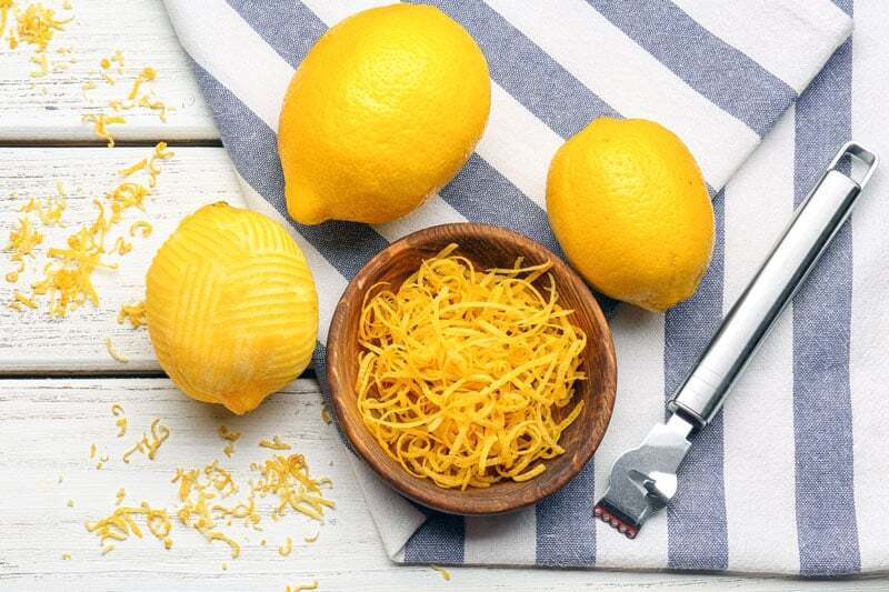 Don't throw it away: how you can use lemon peel