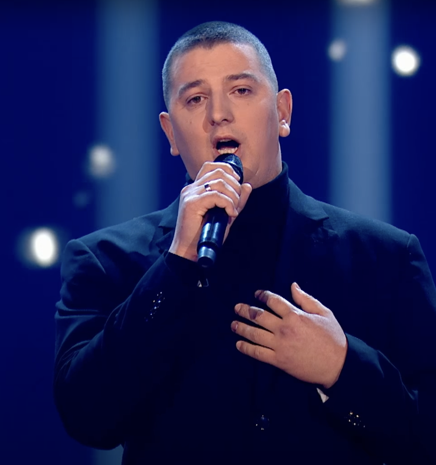 ''Goosebumps from performance'': a Ukrainian Armed Forces soldier impressed with a tender song by Kvіtka Tsisyk in the ''Voice'' finals
