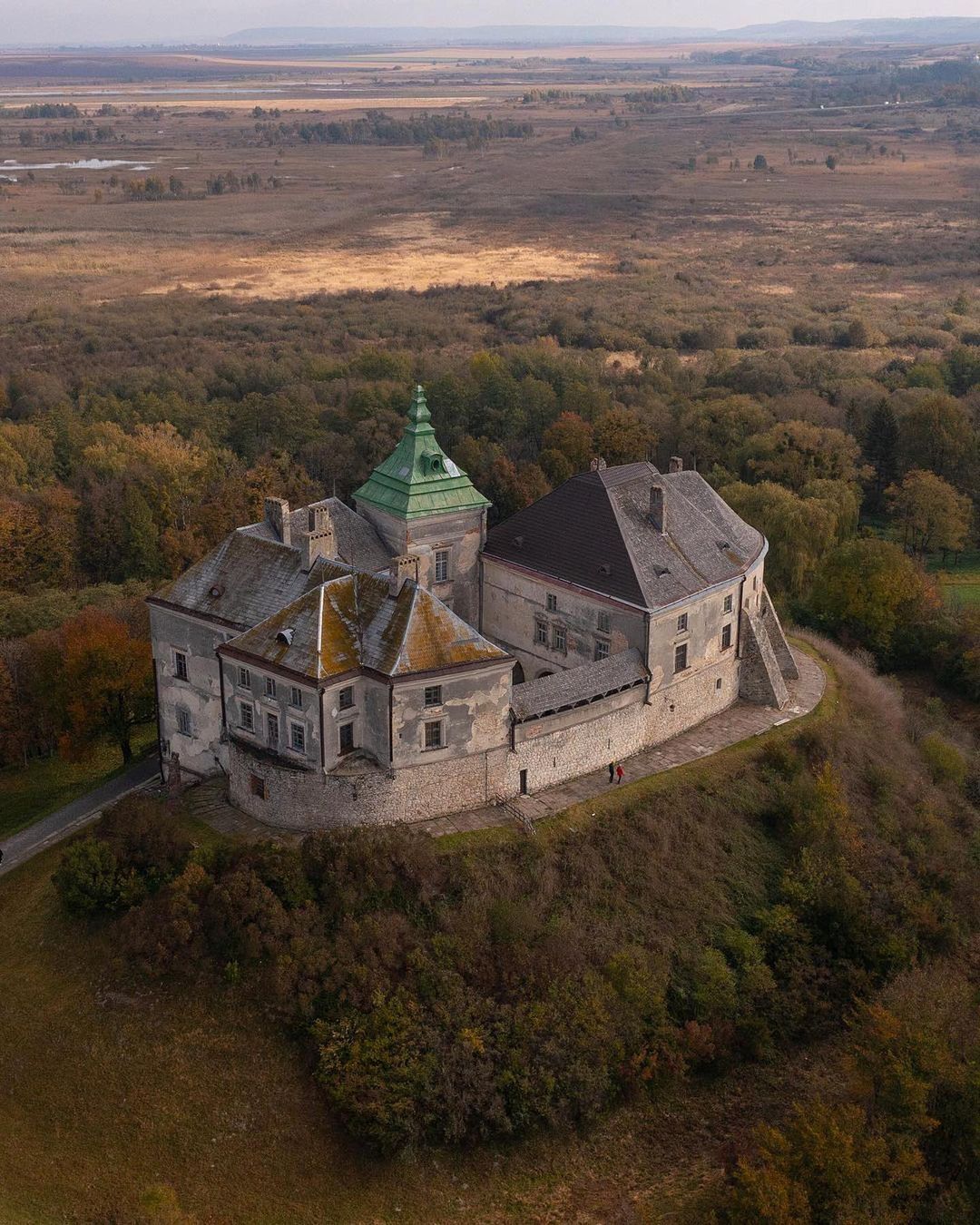 Najpiękniejsze zamki Ukrainy: 5 najlepszych starożytnych fortec