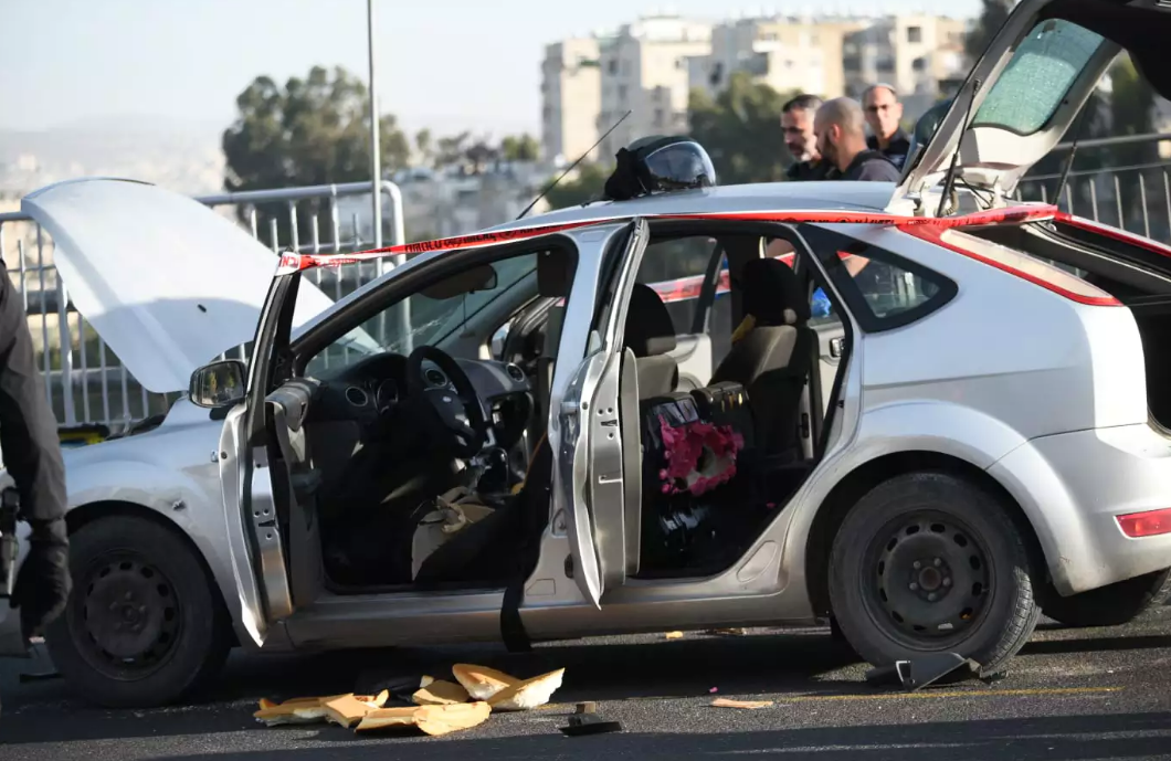 Unknown gunmen open fire in Jerusalem: two dead, 8 wounded, 5 in critical condition