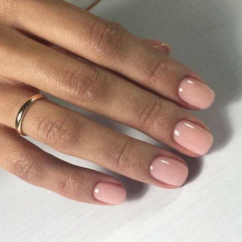 Five manicure options that will make wide nails graceful: the effect will pleasantly surprise. Photo