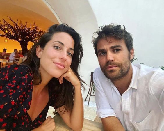 What Ines de Ramon, 30, looks like when she stole the heart of Brad Pitt, 59: they will celebrate their birthdays together. Photo.