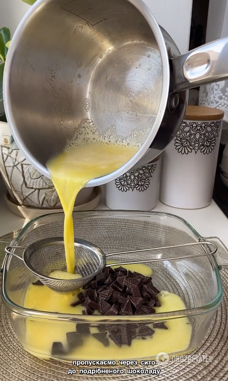 Klasyczne ciasto ''Trzy czekoladki'': jak zrobić popularny deser w domu