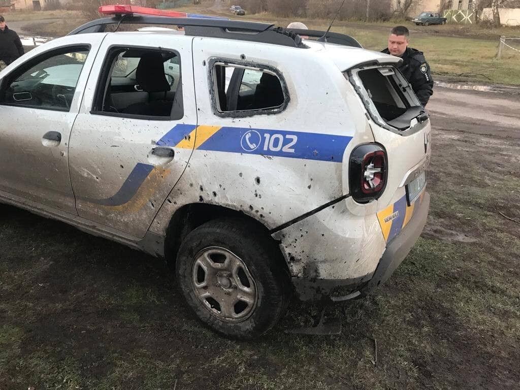 Occupiers in Kharkiv region threw a grenade at the car of the police officers who were en route to detain collaborators. Photo