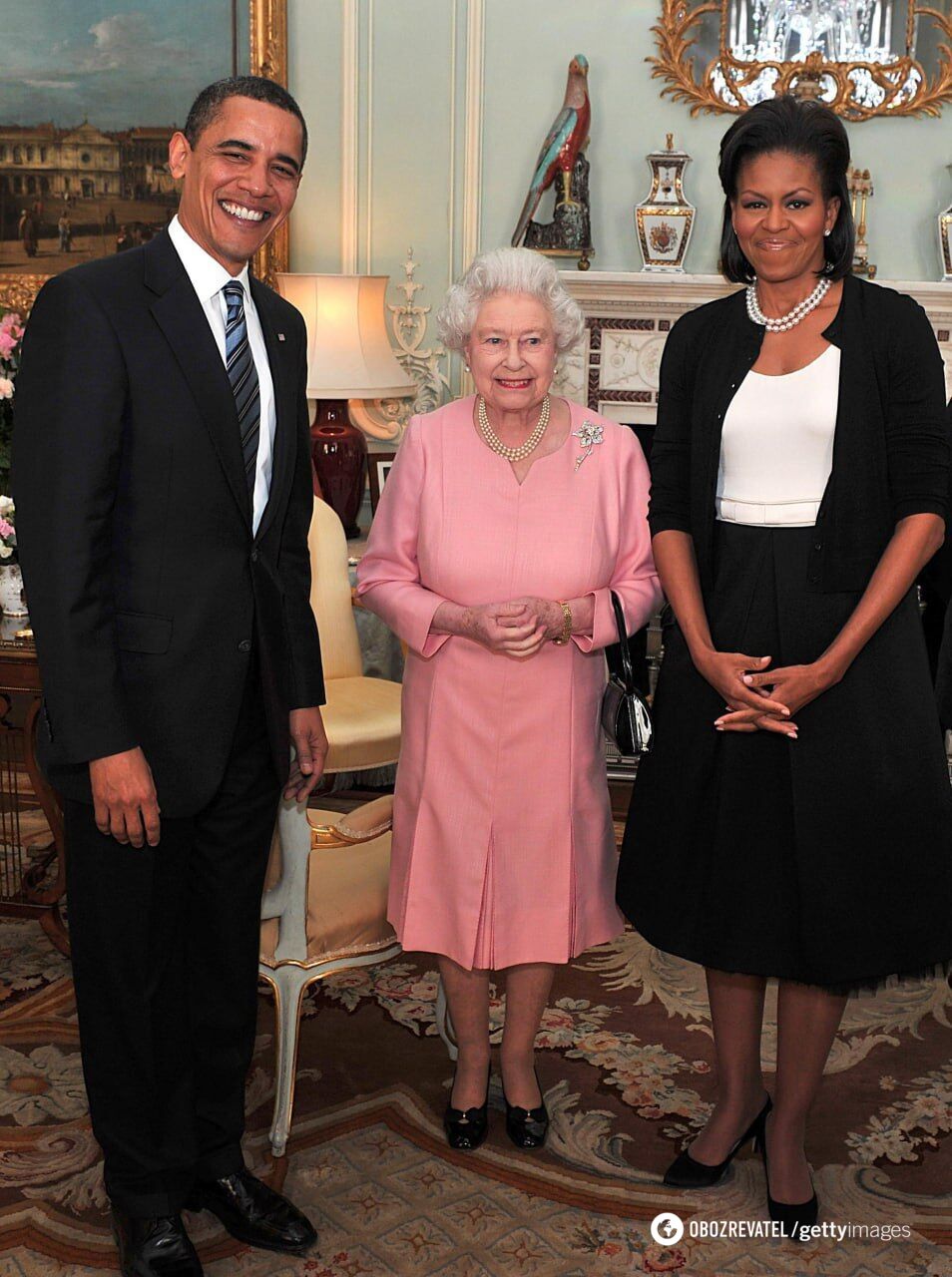 Elżbieta II była zachwycona: okazało się, jaki ''niekrólewski'' prezent od Baracka Obamy zrobił wrażenie na monarchini