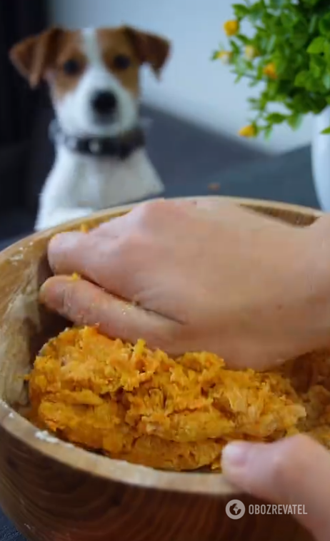 Elementary carrot cookies for tea: they turn out to be very crispy