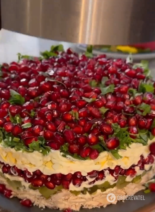 What tasty salad to prepare with pomegranate for the New Year: better than Olivier