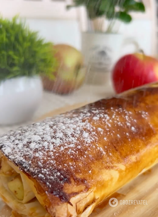 Lazy strudel with phyllo dough: what to cook with
