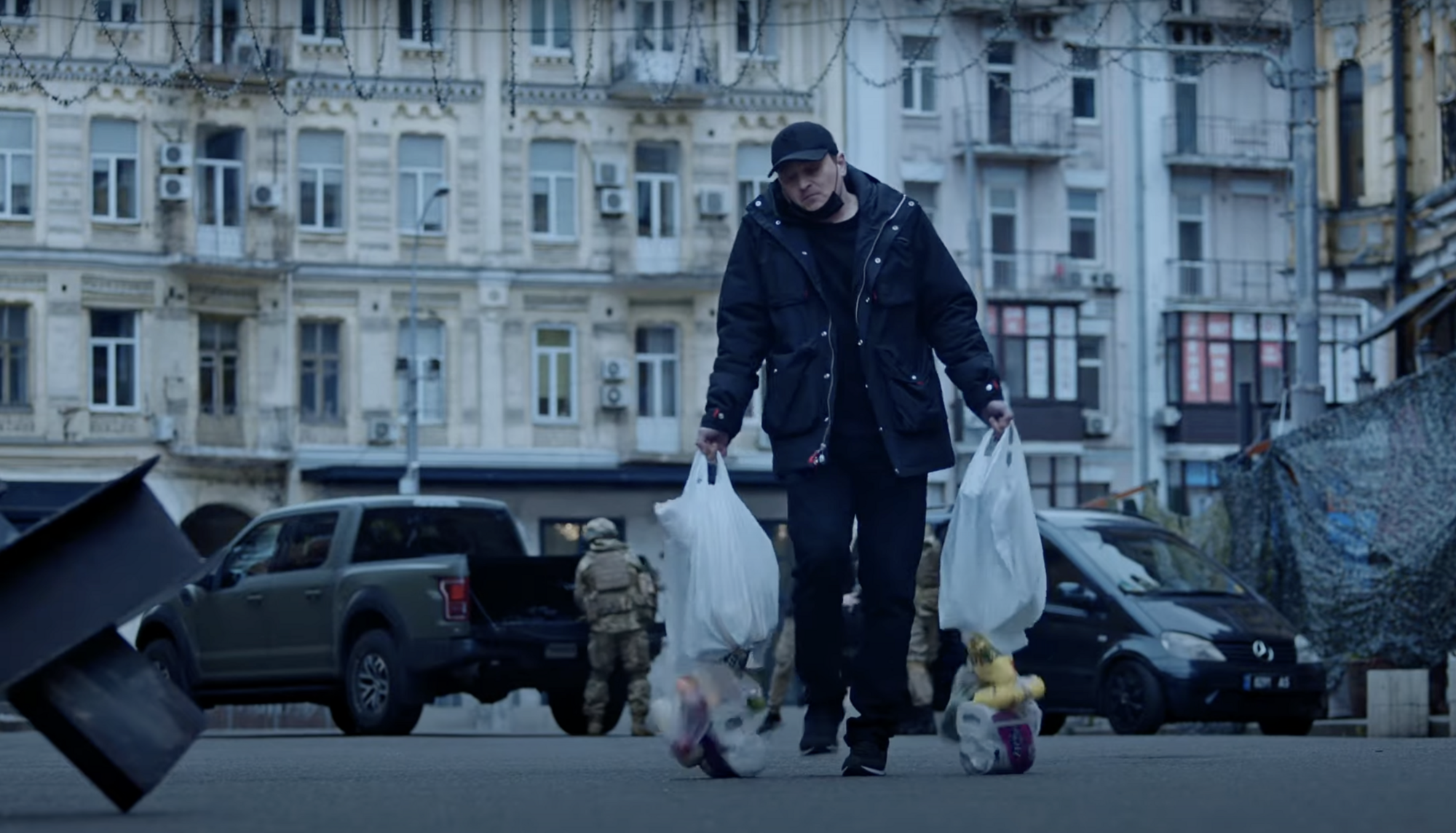 A Ukrainian series premiered on Netflix for the first time: what The First Days is about and why viewers are hurt by the trailer