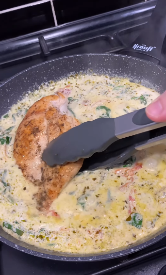 How to cook chicken fillet to make it juicy: we share the technology