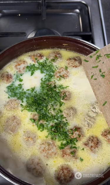 Co zrobić z klopsikami do zupy, aby się nie rozpadły: prosty sekret