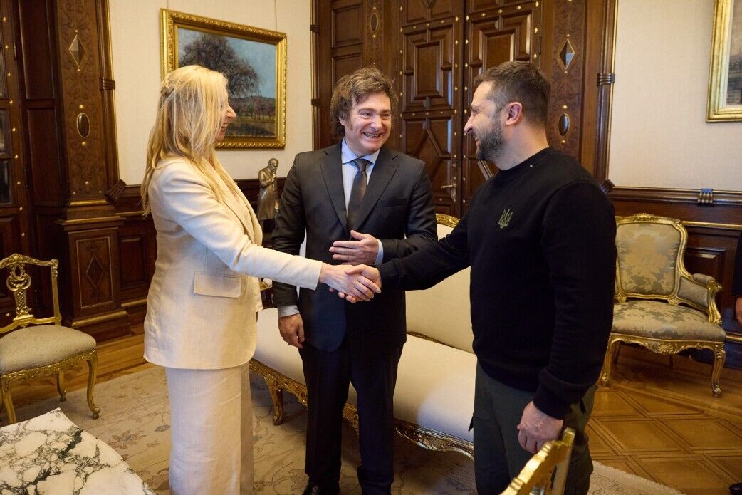 ''Jesteśmy gotowi wspólnie umacniać wolność''. Zełenski spotyka się z prezydentem Milei w Argentynie. Wideo