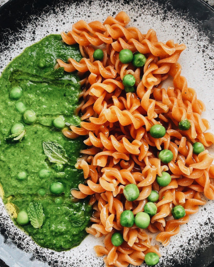 What to make green pasta sauce: a very easy and refreshing addition